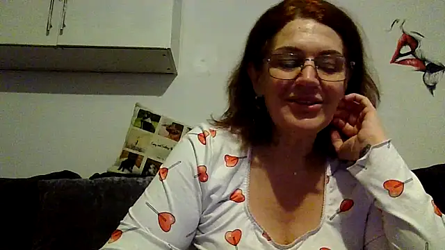 Snapshot of RubyyRosee chatting on 03-17-26, 06:50 RubyyRosee online show from 03-17-26, 06:50