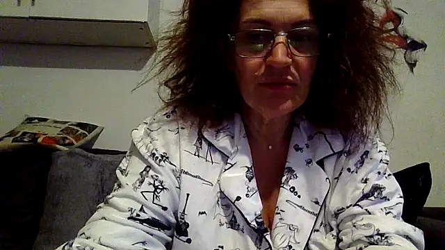 Snapshot of RubyyRosee chatting on 04-12-26, 05:34 RubyyRosee online show from 04-12-26, 05:34