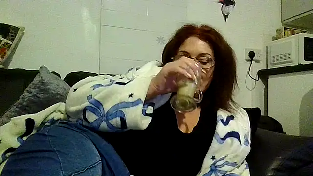 Snapshot of RubyyRosee chatting on 04-16-26, 05:19 RubyyRosee online show from 04-16-26, 05:19