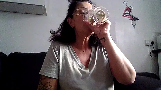 Snapshot of RubyyRosee chatting on 07-08-26, 05:56 RubyyRosee online show from 07-08-26, 05:56