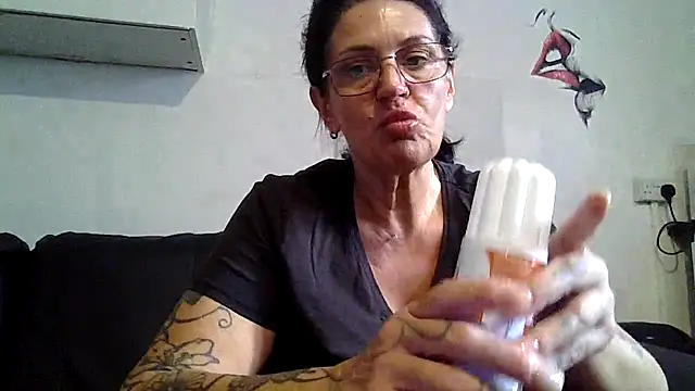 Snapshot of RubyyRosee chatting on 07-09-26, 06:06 RubyyRosee online show from 07-09-26, 06:06
