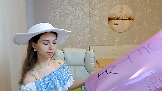 KellyShines online show from 06-15-26, 01:24