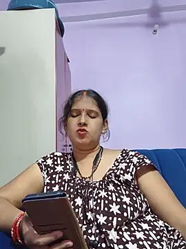 Snapshot of Sonalihot_ chatting on 06-13-26, 12:36 Sonalihot online show from 06-13-26, 12:36