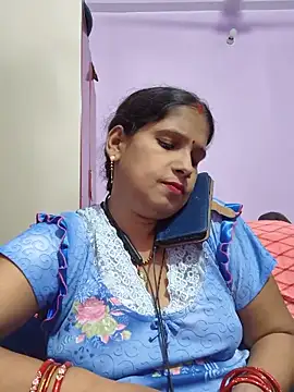 Snapshot of Sonalihot_ chatting on 06-20-26, 05:54 Sonalihot online show from 06-20-26, 05:54