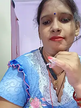 Snapshot of Sonalihot_ chatting on 06-27-26, 05:56 Sonalihot online show from 06-27-26, 05:56