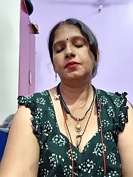 Snapshot of Sonalihot_ chatting on 07-05-26, 06:48 Sonalihot online show from 07-05-26, 06:48