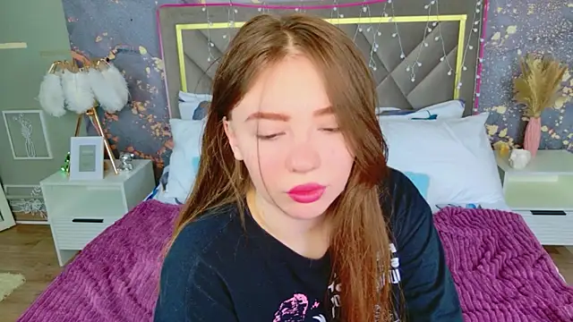 Moon  Bunny online show from 04-04-26, 03:20