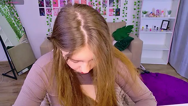 Moon  Bunny online show from 04-08-26, 03:34