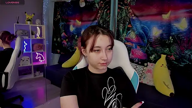 ClaraParks online show from 03-12-26, 07:14