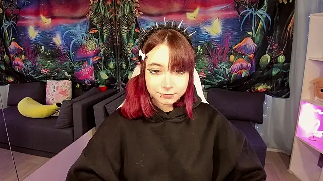 ClaraParks online show from 04-19-26, 06:43