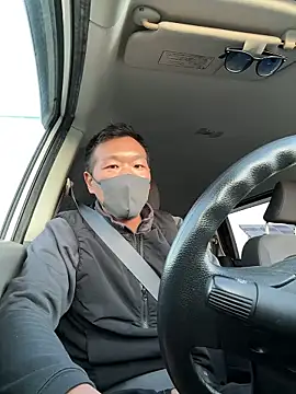 Snapshot of koukou322 chatting on 12-15-25, 10:14 koukou322 online show from 12-15-25, 10:14