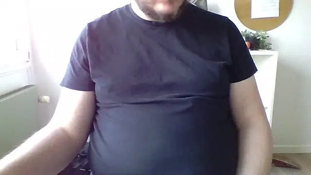 Snapshot of snebold chatting on 04-08-26, 04:40 snebold online show from 04-08-26, 04:40