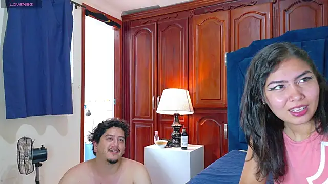 RoxyandAron2 online show from 05-31-26, 02:02