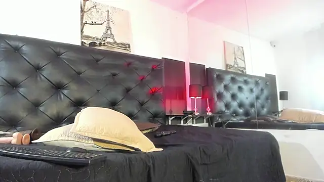 Kymy marquez online show from 05-16-26, 07:56