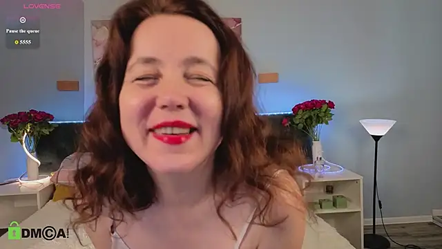 Kira Adler online show from 05-13-26, 12:52