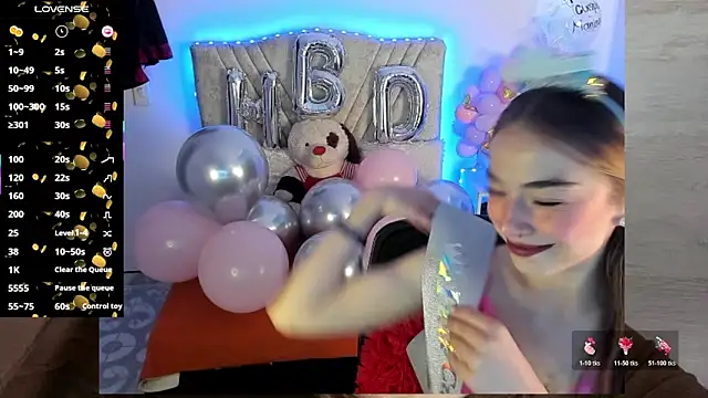 Snapshot of Mia_Victoria22 chatting on 06-15-26, 06:21 Mia Victoria22 online show from 06-15-26, 06:21