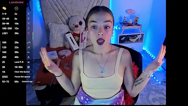 Mia Victoria22 online show from 07-17-26, 02:18