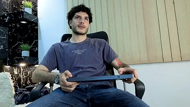 Rafael Mendezz online show from 03-08-26, 02:04