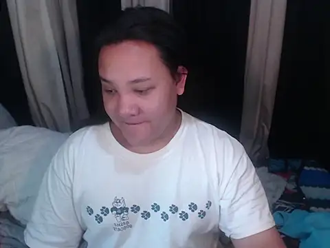 Hotcum ella online show from 04-15-26, 02:51