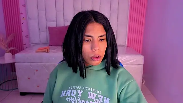 ambar fox s online show from 04-10-26, 08:02