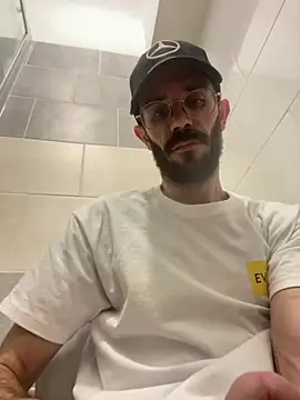 lolo7121 online show from 04-17-26, 05:49