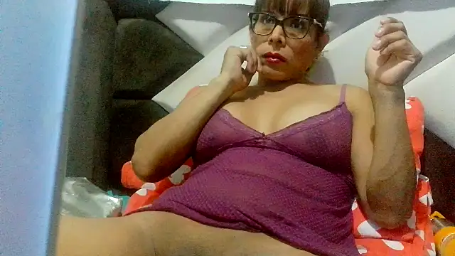 Snapshot of kelly15055 chatting on 07-02-26, 06:08 kelly15055 online show from 07-02-26, 06:08