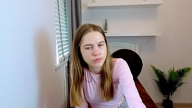Snapshot of Spicy_Lexi chatting on 05-18-26, 06:41 Spicy Lexi online show from 05-18-26, 06:41