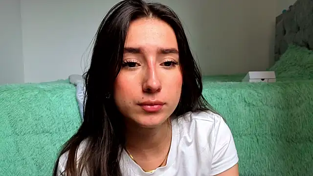 Adhara Kitten online show from 07-09-26, 02:54
