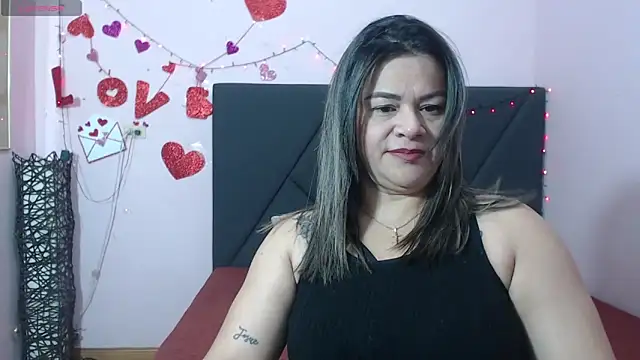 Snapshot of pamela_echeverria chatting on 04-21-26, 11:16 pamela echeverria online show from 04-21-26, 11:16