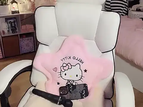 keelinnn19 online show from 01-06-26, 08:12