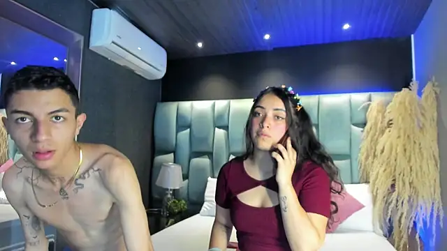 NickandAbby  online show from 05-26-26, 09:00