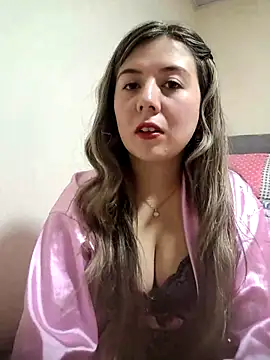 Sophie del Castillo online show from 12-19-25, 01:34