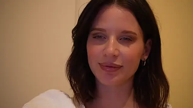 ellaa91 online show from 06-09-26, 05:57