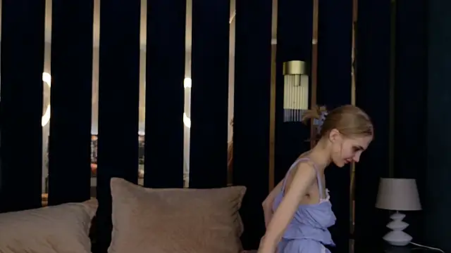 4example Chloe online show from 03-03-26, 05:57