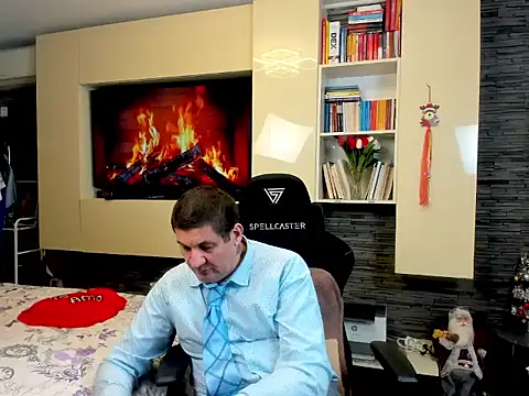 SpartacusDaddy48 online show from 02-11-26, 01:54