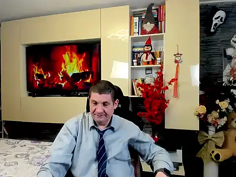 SpartacusDaddy48 online show from 03-16-26, 10:25