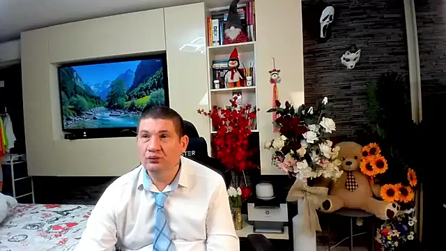 SpartacusDaddy48 online show from 05-20-26, 03:51