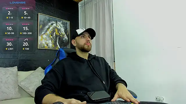 Snapshot of Maximo_Wolff chatting on 11-01-25, 08:22 Maximo Wolff online show from 11-01-25, 08:22