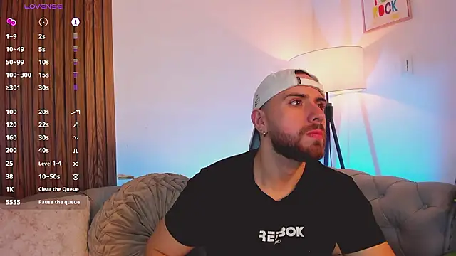 Snapshot of Maximo_Wolff chatting on 02-26-26, 07:46 Maximo Wolff online show from 02-26-26, 07:46