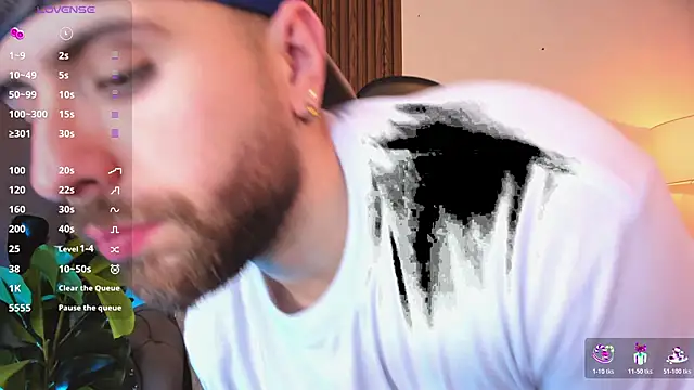 Snapshot of Maximo_Wolff chatting on 03-02-26, 08:04 Maximo Wolff online show from 03-02-26, 08:04