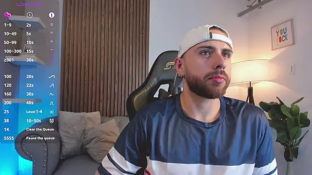 Snapshot of Maximo_Wolff chatting on 03-10-26, 07:41 Maximo Wolff online show from 03-10-26, 07:41