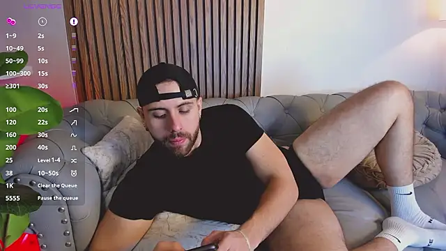 Snapshot of Maximo_Wolff chatting on 03-13-26, 01:23 Maximo Wolff online show from 03-13-26, 01:23