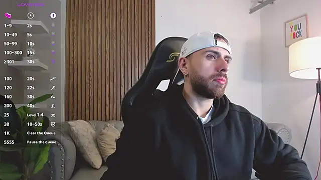 Snapshot of Maximo_Wolff chatting on 03-21-26, 04:06 Maximo Wolff online show from 03-21-26, 04:06