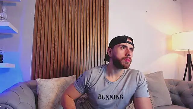 Snapshot of Maximo_Wolff chatting on 03-30-26, 01:17 Maximo Wolff online show from 03-30-26, 01:17