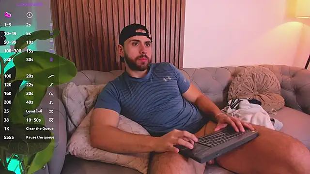 Snapshot of Maximo_Wolff chatting on 04-04-26, 10:07 Maximo Wolff online show from 04-04-26, 10:07