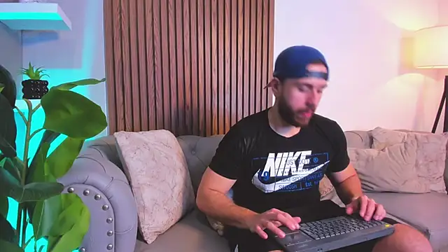 Snapshot of Maximo_Wolff chatting on 04-08-26, 07:14 Maximo Wolff online show from 04-08-26, 07:14