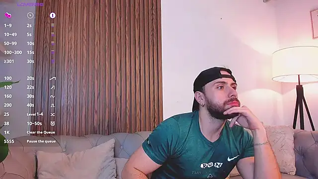 Snapshot of Maximo_Wolff chatting on 04-09-26, 08:14 Maximo Wolff online show from 04-09-26, 08:14