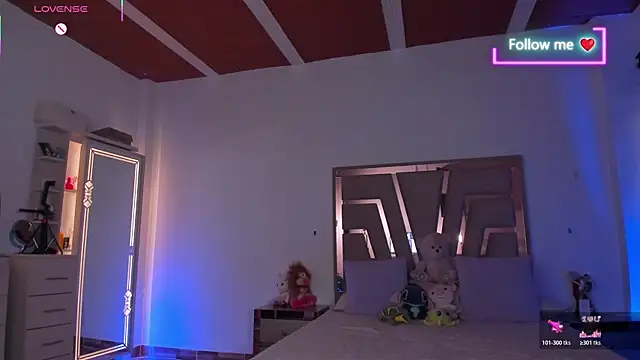 lunaarose online show from 05-27-26, 02:47