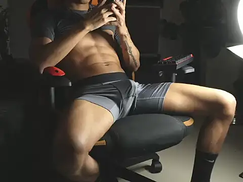 Snapshot of Vbenz28 chatting on 03-12-26, 03:34 Vbenz28 online show from 03-12-26, 03:34