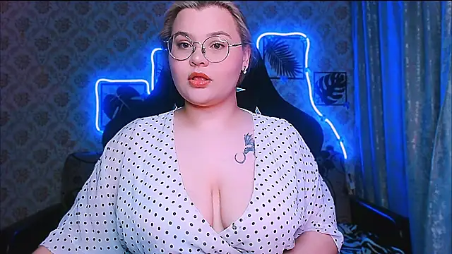 InLoveWithLife26 online show from 04-06-26, 05:47